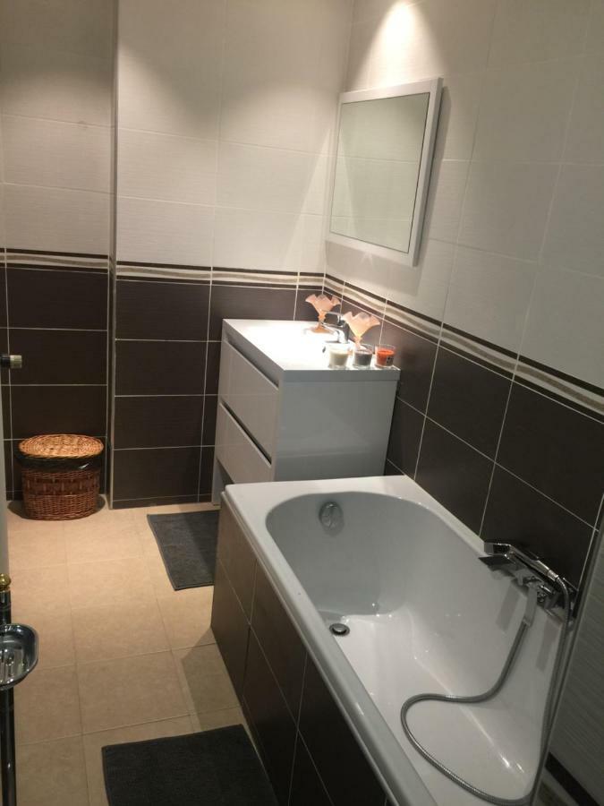 Gite 100M2, Jardin Prive, 3 Chambres A Mondelange Kültér fotó